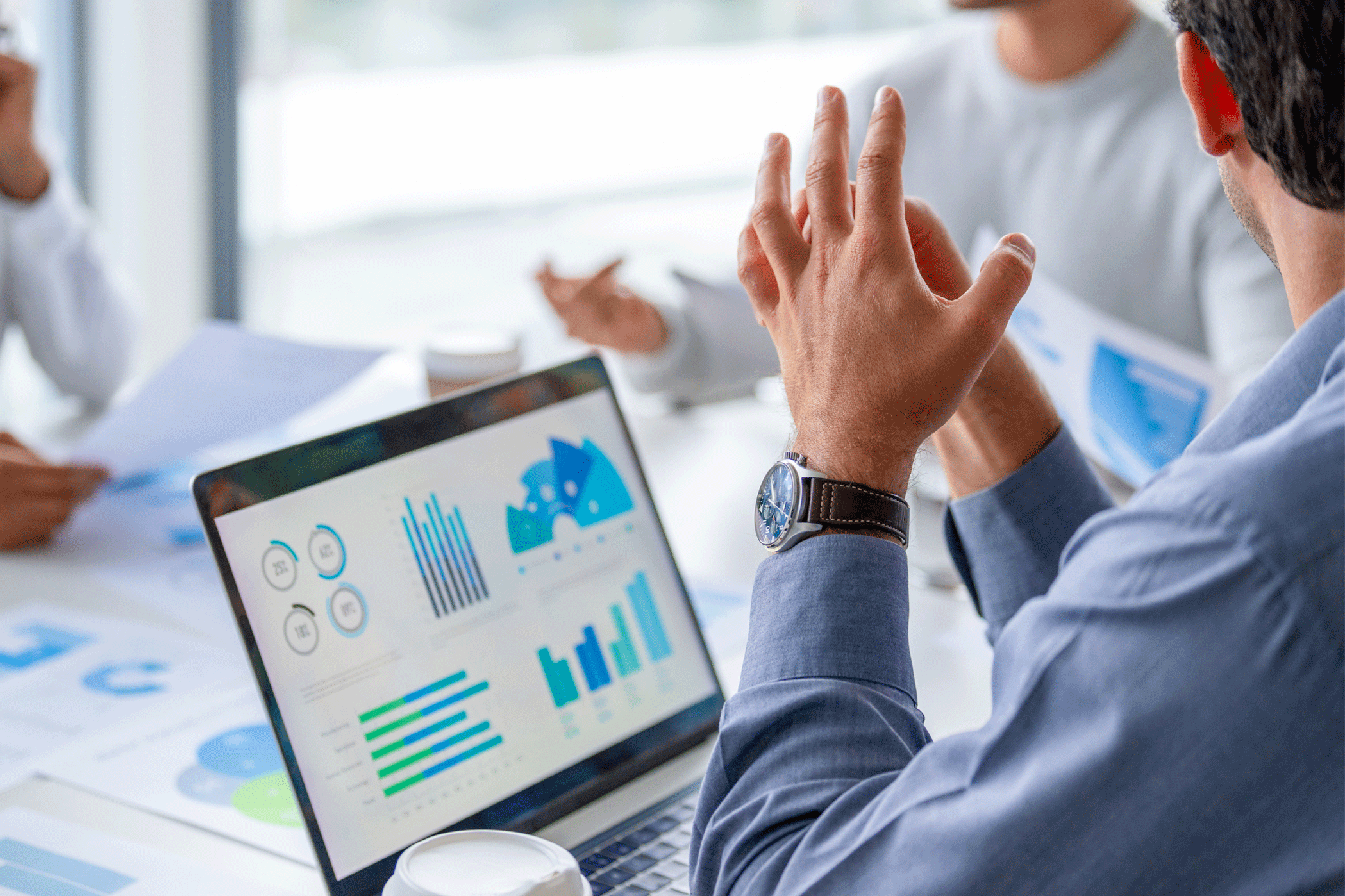 Balancing Case Costs and Operational Expenses in Plaintiffs Firms